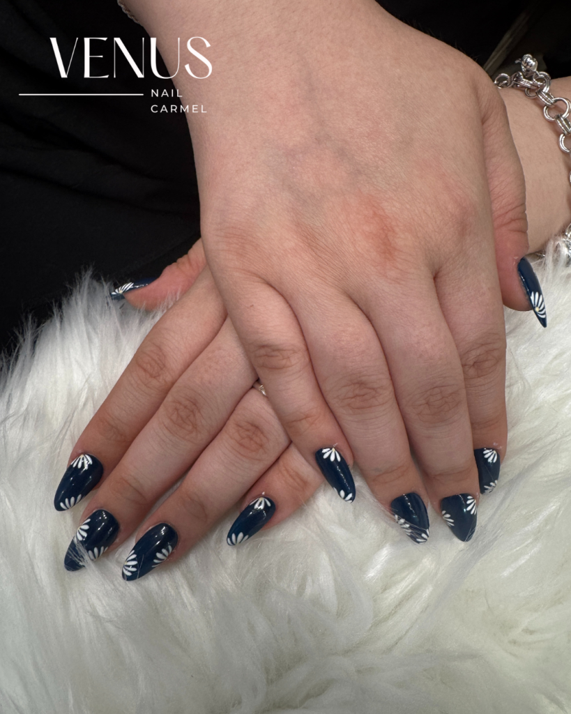 Nail design by Venus Nails in Carmel, Indiana