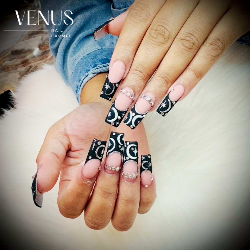 Nail design by Venus Nails in Carmel, Indiana