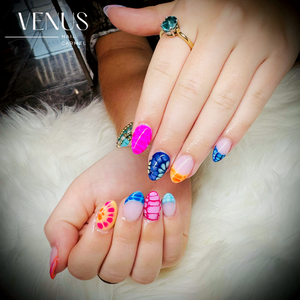 Nail design by Venus Nails in Carmel, Indiana