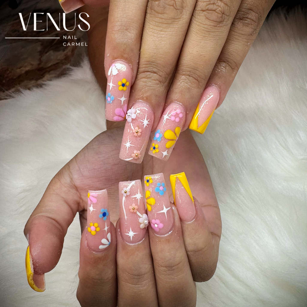 Nail design by Venus Nails in Carmel, Indiana