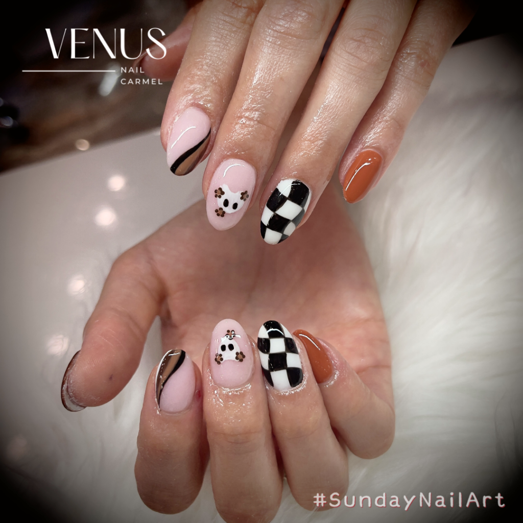 Nail design by Venus Nails in Carmel, Indiana