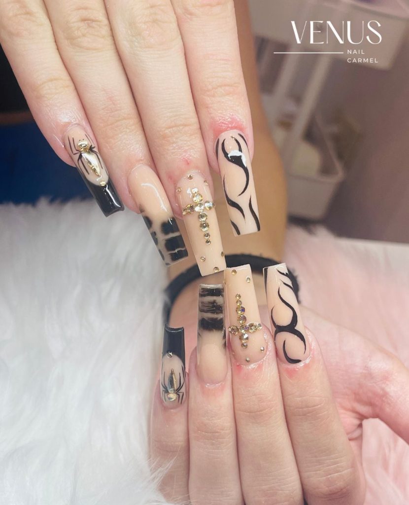 Nail design by Venus Nails in Carmel, Indiana