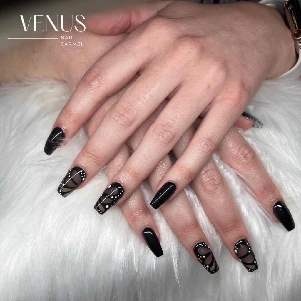 Nail design by Venus Nails in Carmel, Indiana