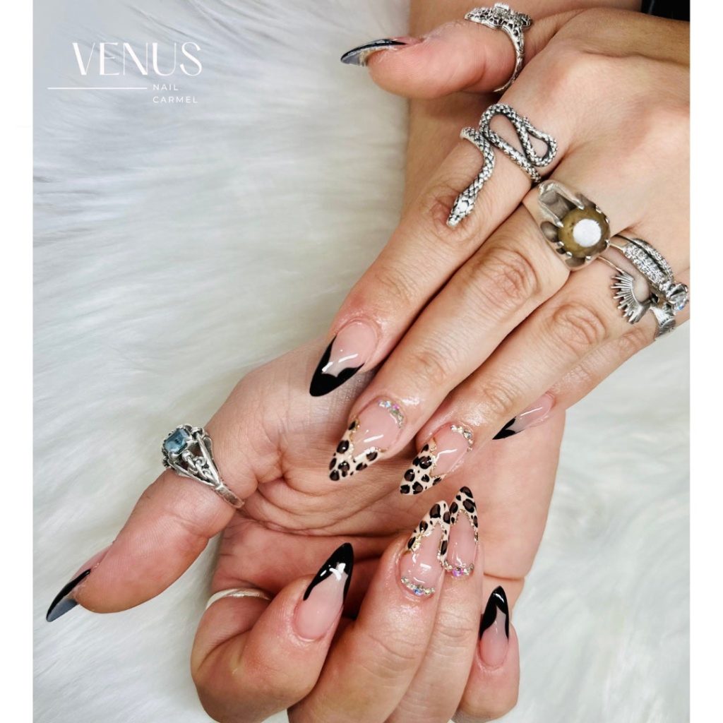 Nail design by Venus Nails in Carmel, Indiana